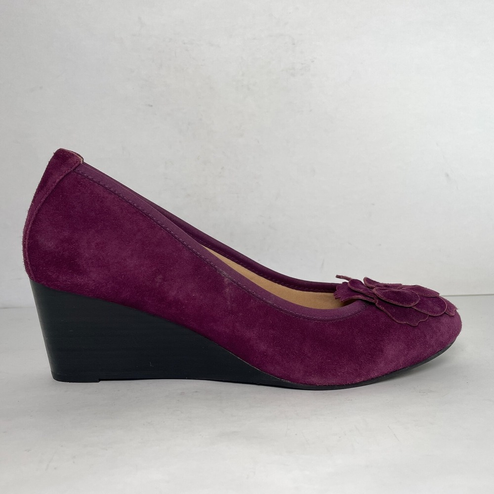 Vionic Hayes Pumps Womens Size 9.5 Plum Suede Flower Orthaheel Wedge Heels Shoes